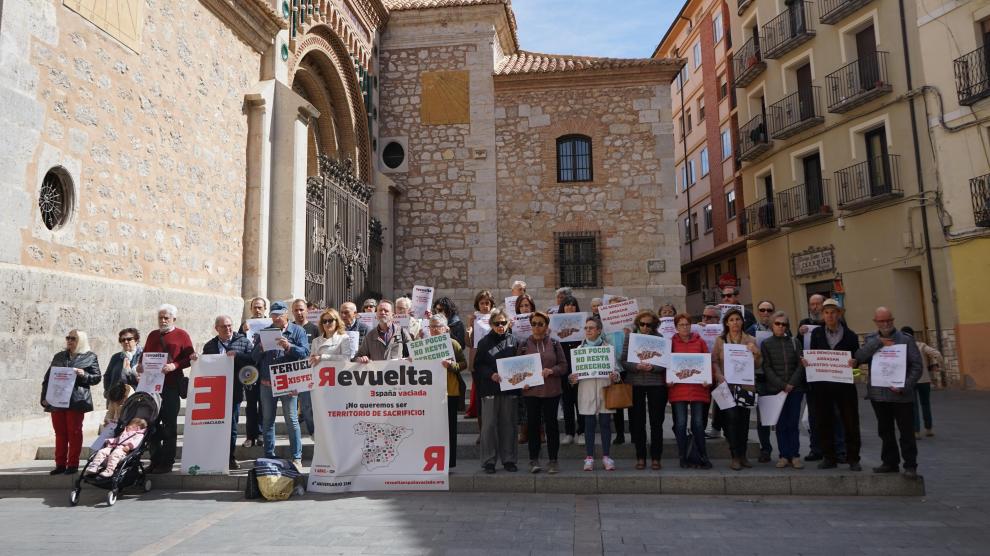 Concentración por la 'España vaciada' ayer en Teruel.