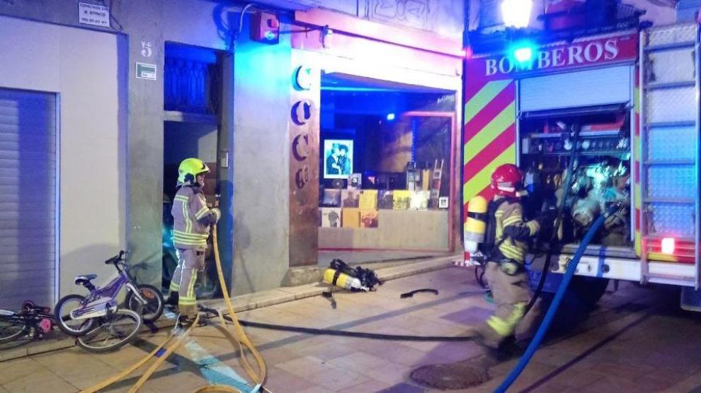 Incendio en la calle de Duquesa Villahermosa de Huesca.