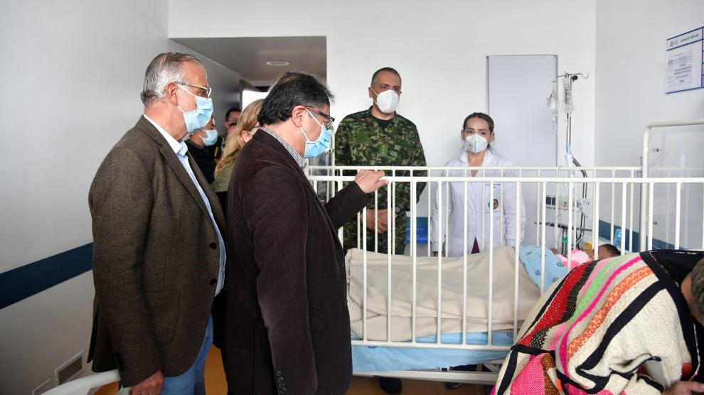 El presidente de Colombia, Gustavo Petro, ha visitado a los niños hospitalizados.