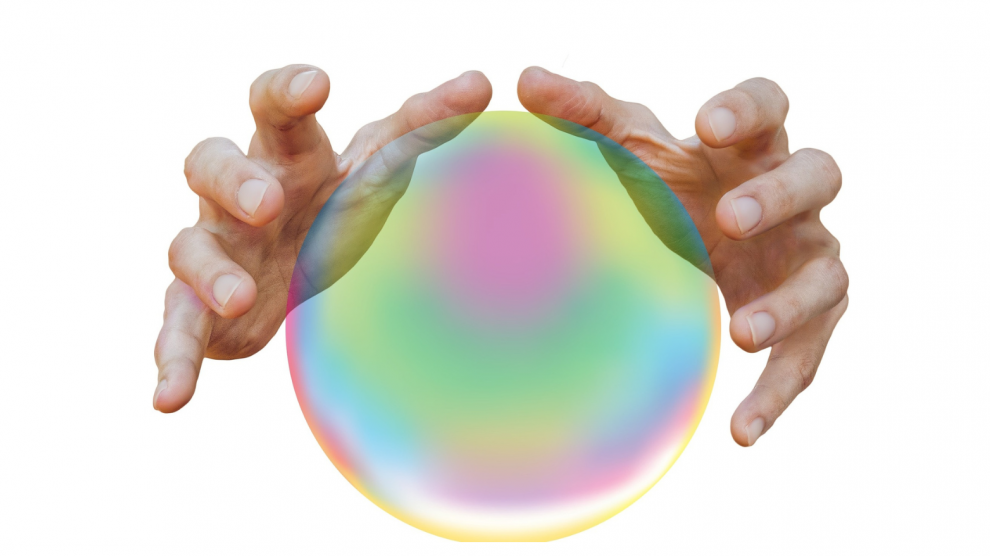 La bola de cristal/ The Crystal Ball