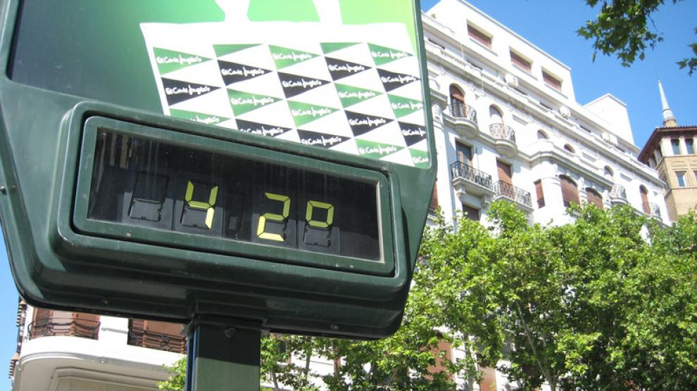 A primera hora de la tarde los termómetros marcaban 42 grados a la sombra