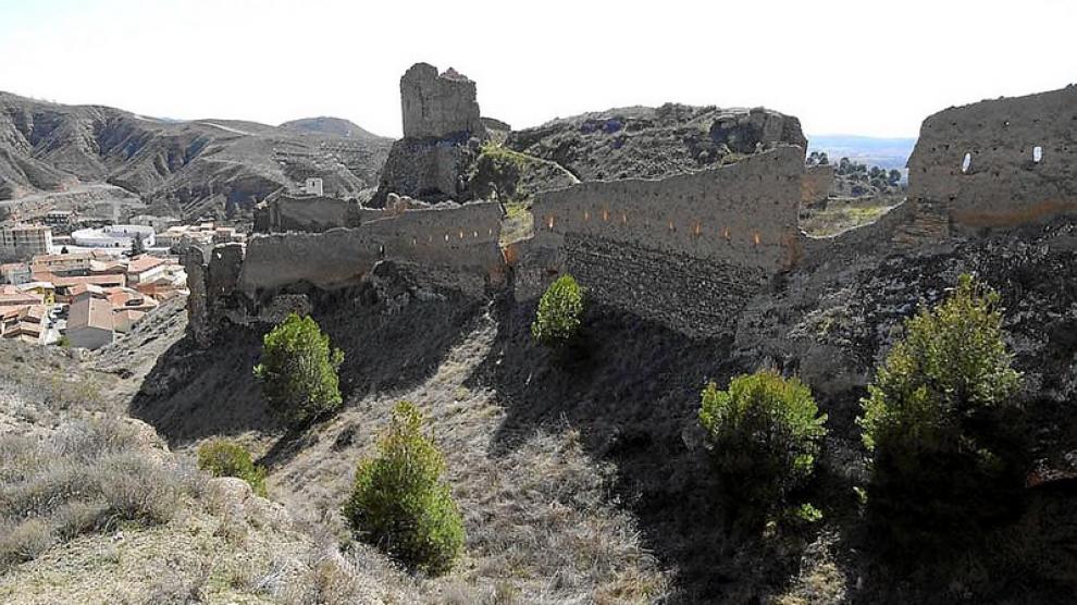 El recinto amurallado de Daroca, con el castillo mayor al fondo.