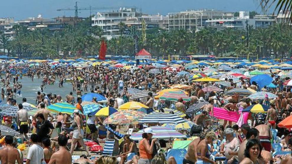 Las playas españolas continúan siendo destino favorito para los turistas extranjeros.