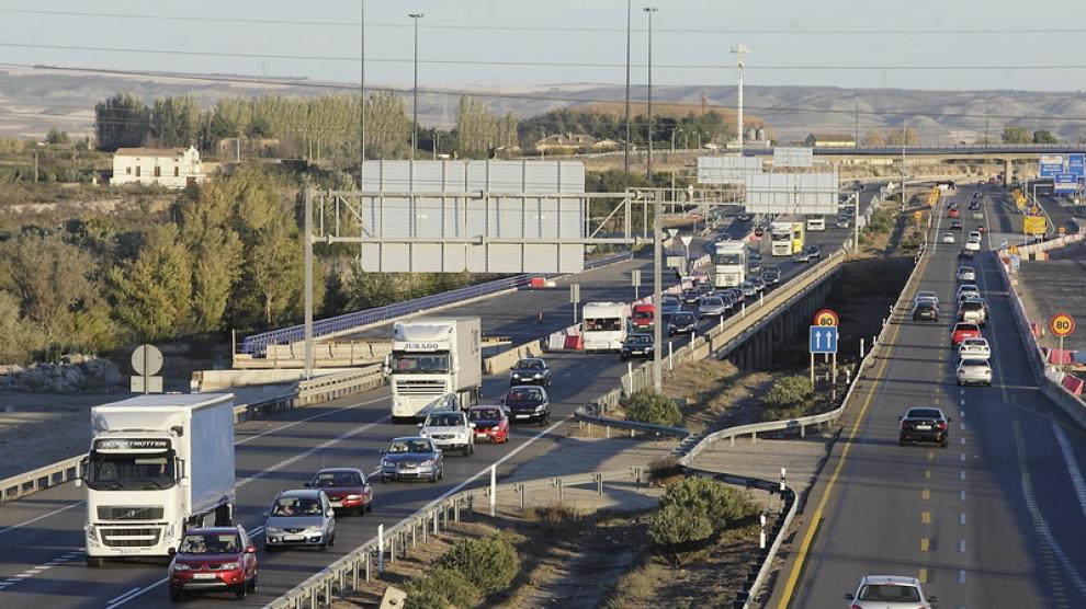 Atascos esta tarde en la A-2, una de las vías con más complicaciones