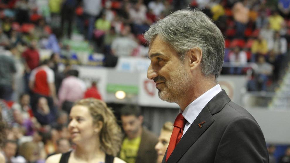 José Luis Abós se retira sonriente tras una victoria en el Príncipe Felipe.