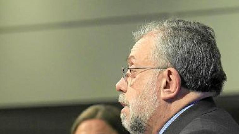 Octavio Granado, junto a Mari Luz Rodríguez, ayer.