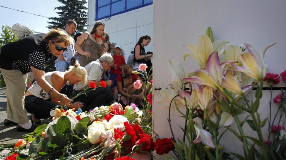 Ceremonia por las víctimas del naufragio en el Volga