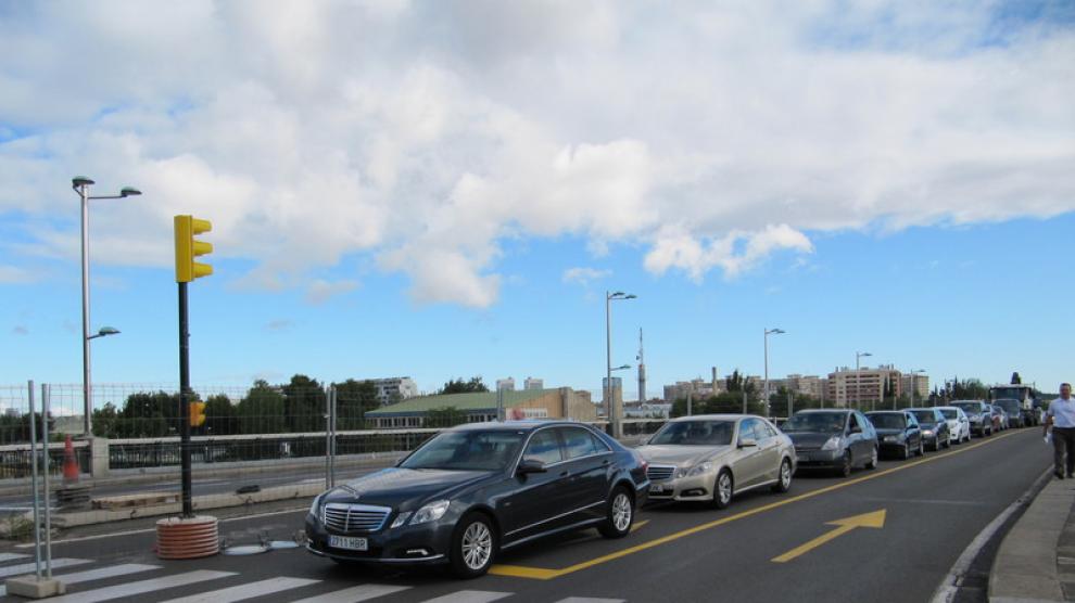 Retenciones para cruzar el puente de Santiago