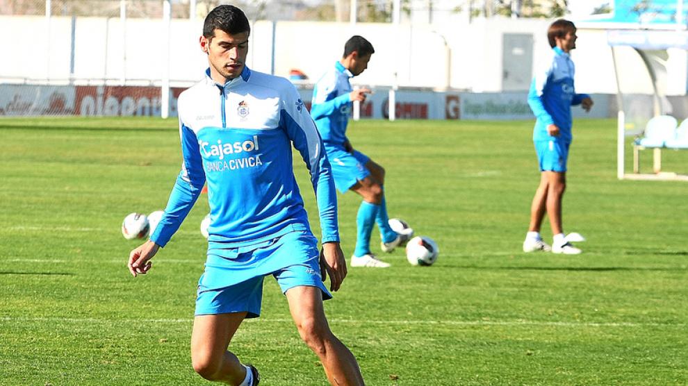 Javi Álamo, en un entrenamiento del Recreativo de Huelva