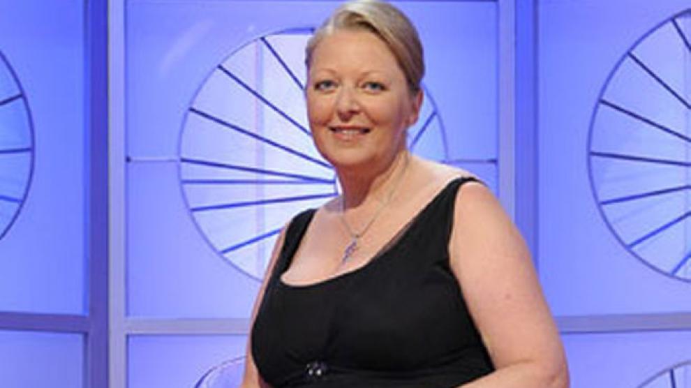 Acusan a Anne Germain de engañar