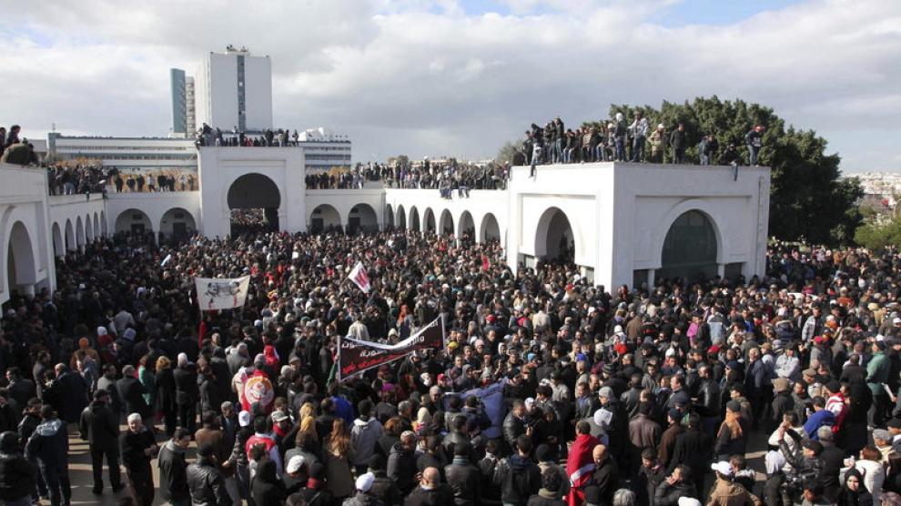 Numerosas personas acudieron al funeral de Bel Aid