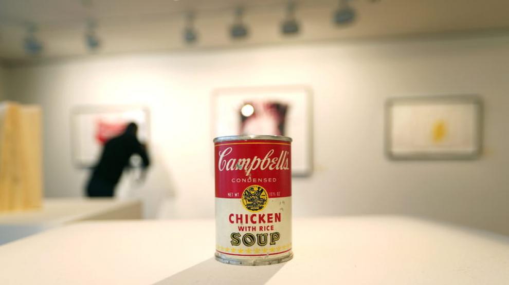 Numerosas obras de Andy Warhol se subastan 'on line'