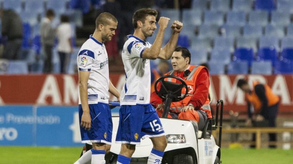 José Mari celebra la victoria del Real Zaragoza frente a la Ponferradina