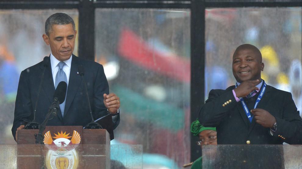 El intérprete en el funeral de Mandela