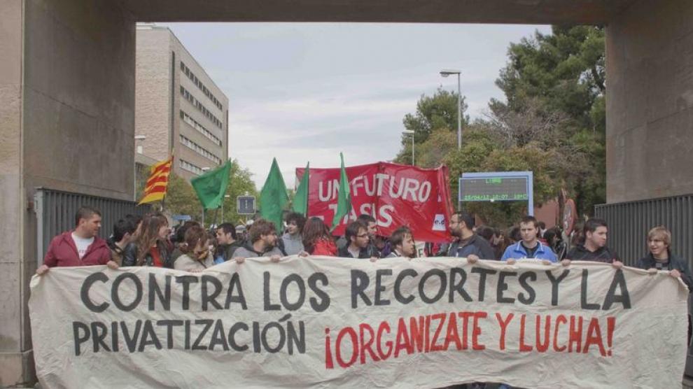 Manifestación contra los recortes en educación en Zaragoza