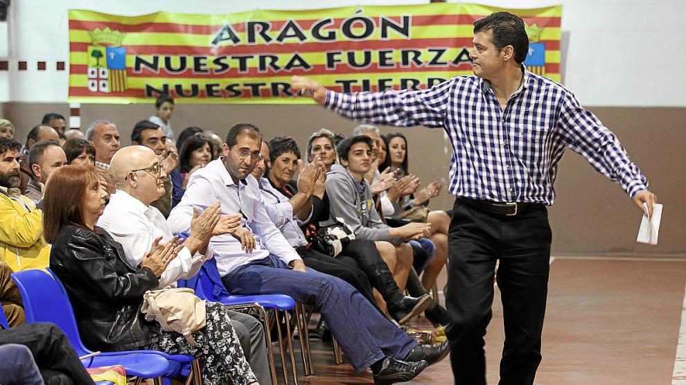 El portavoz del comité intercomarcal de Zaragoza, Javier Allué, ayer, antes de intervenir