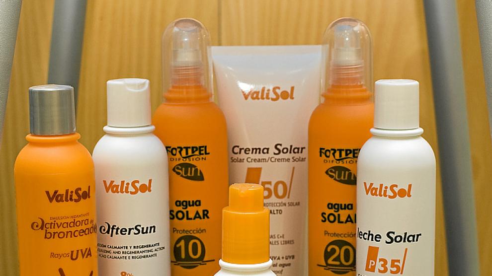 Usar cremas de protección solar es imprescindible ante una exposición al sol.
