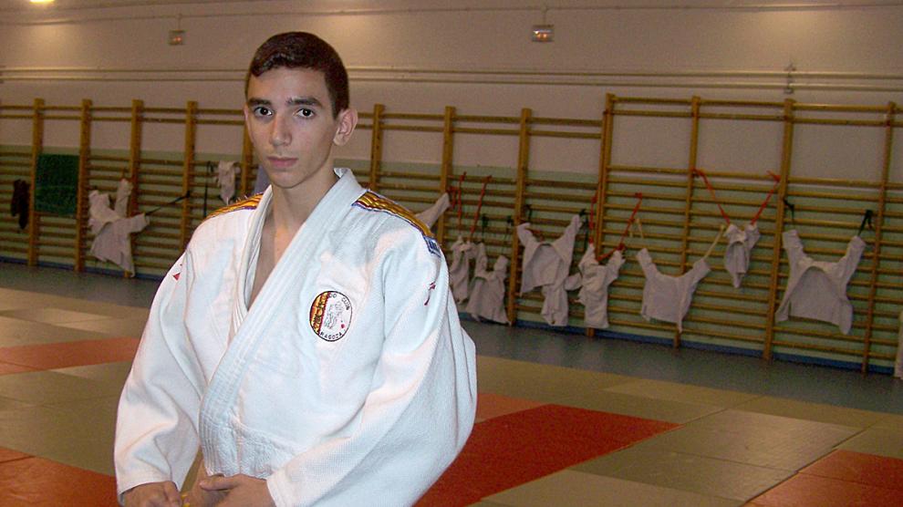 El judoca de Alagón Sergio Ibáñez, en un clínic celebrado en Graus la pasada semana.