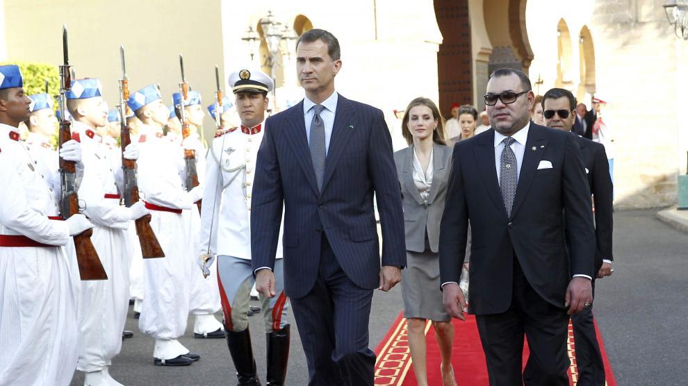 Mohamed VI junto a los Reyes Felipe VI y Letizia en el Palacio Real de Rabat