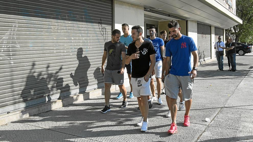 Los futbolistas siguen pendientes de la solución institucional y económica del Real Zaragoza.