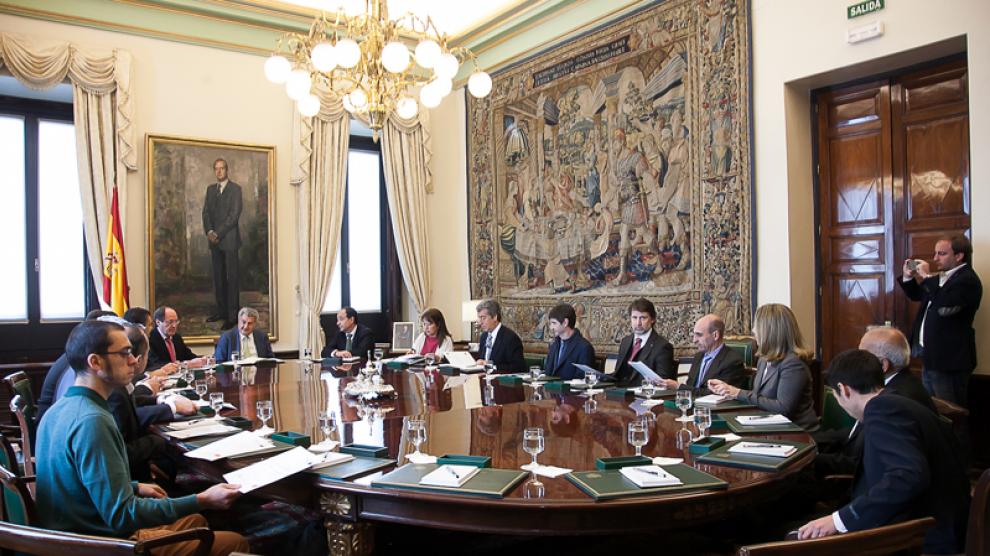 El presidente del Congreso, Jesús Posada, ha recibido este martes en la Cámara Baja a miembros fundadores y de entidades involucradas en la creación de la Agrupación Europea de Cooperación Territorial.