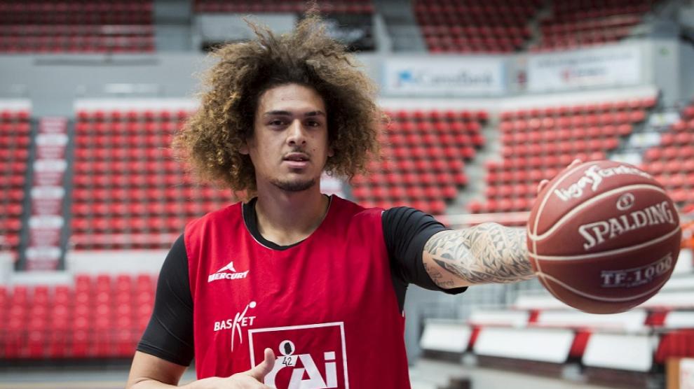 Isaac Fotu, jugador del CAI Zaragoza