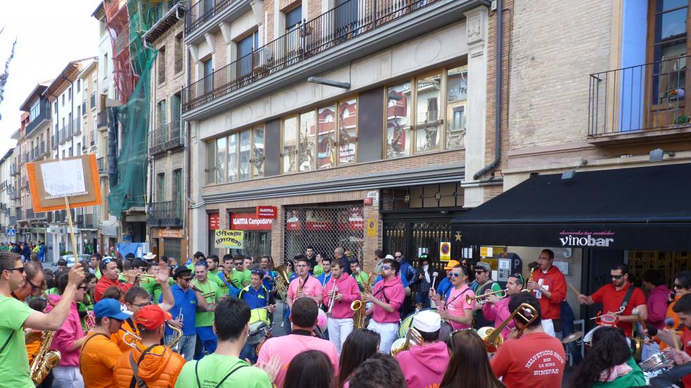 Foto de archivo de un encuentro de charangas en Barbastro
