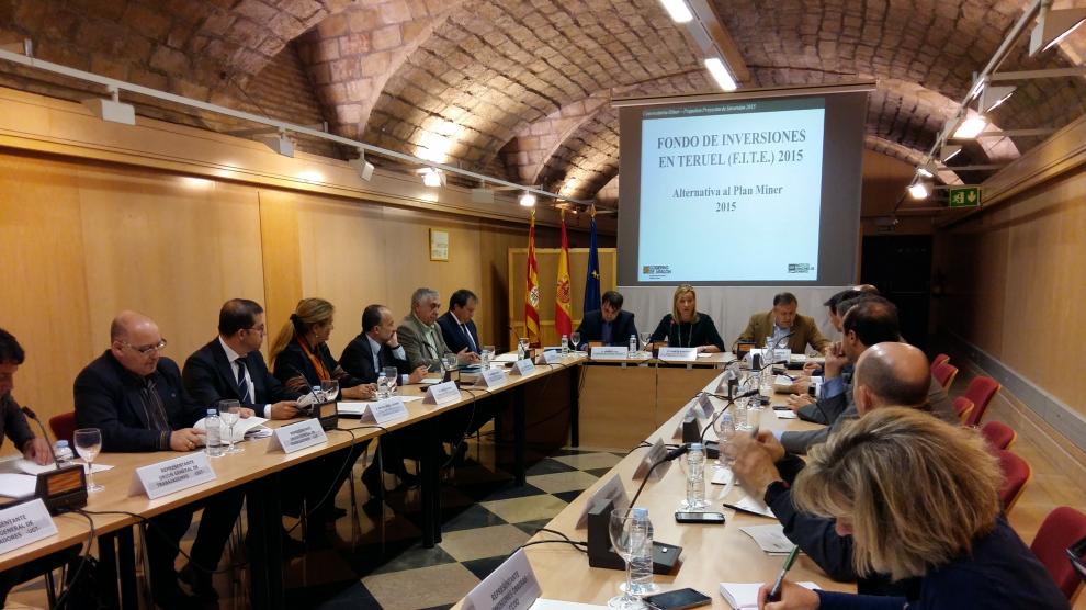 Reunión de la Mesa de la Minería.