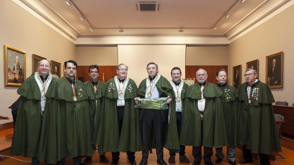 Antonio Alfonso, Luis Plaza, Emilio Mené, Ángel González, Ángel Orensanz, Javier Mené, Francisco Burillo, Antonio Castelar y Miguel Pocovi, en el Museo de Zaragoza.