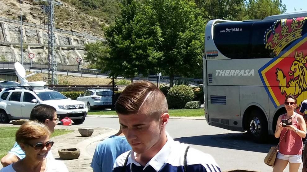 Álex Zalaya, defensa central, es una de las jóvenes promesas de la cantera