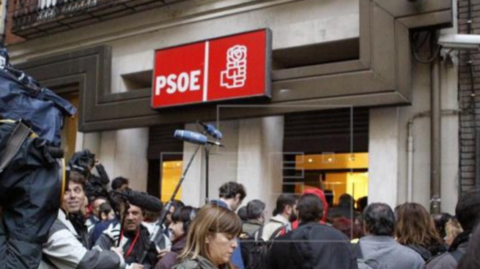 El Comité Federal del PSOE decide sobre el voto a Rajoy