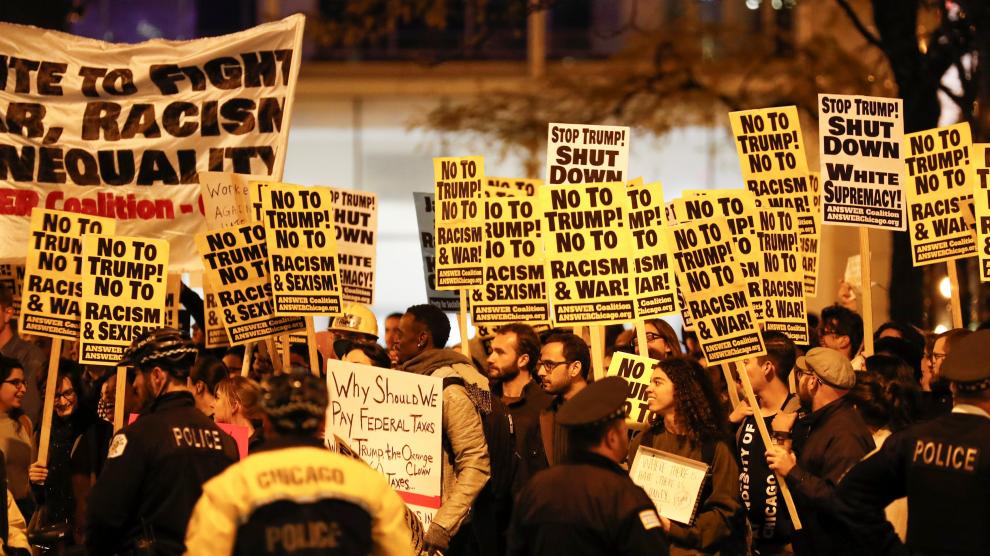 Estallan protestas anti-Trump en las principales ciudades estadounidenses