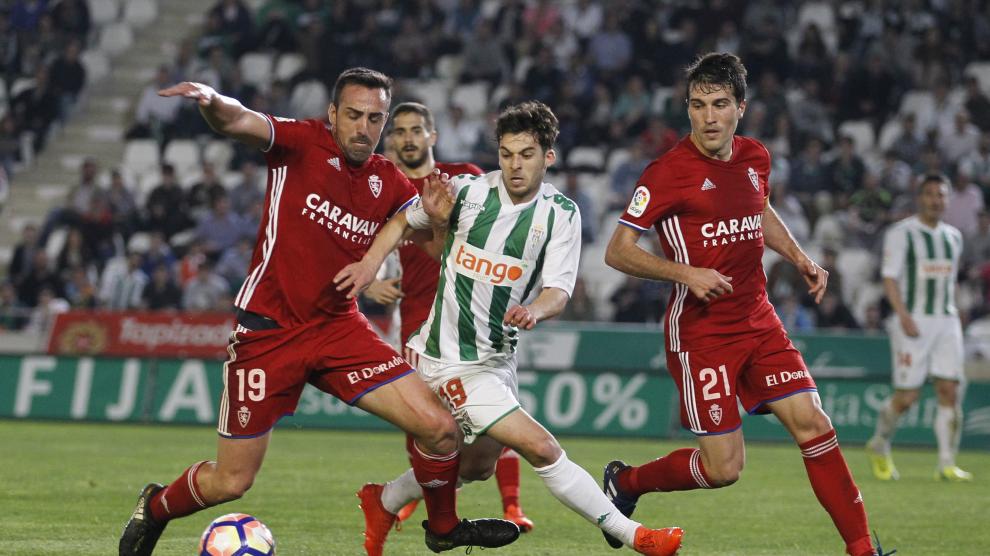 Partido entre el Córdoba y el Real Zaragoza.