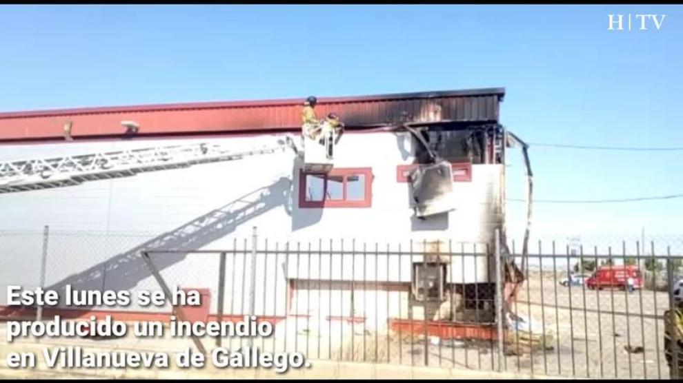 Arde un transformador en la empresa SEGI en Villanueva de Gállego