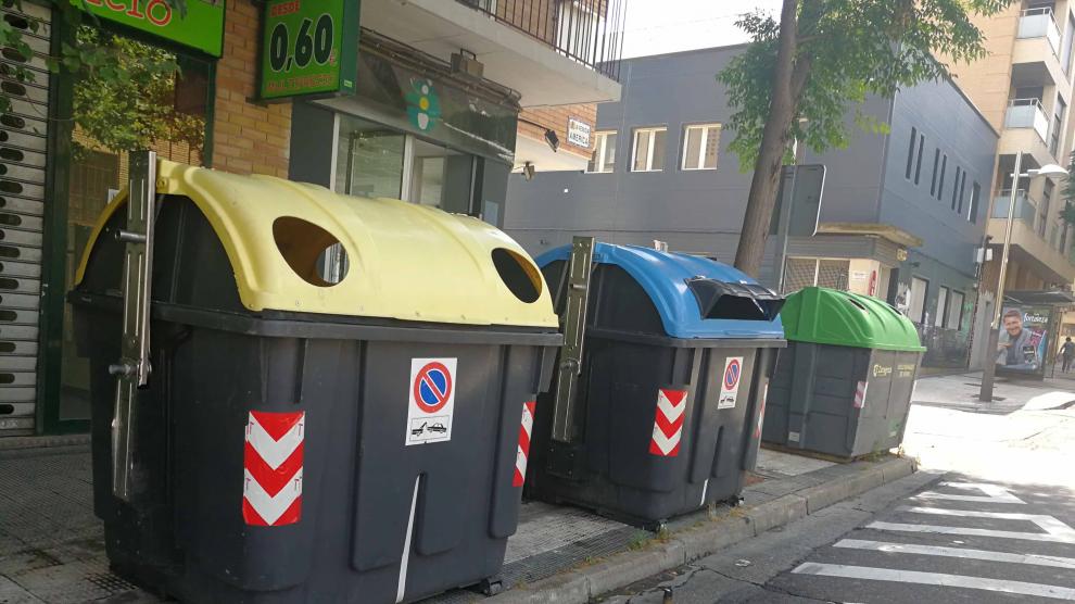 Suciedad, contenedores o baldosas generan quejas en Torrero