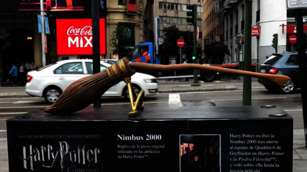 Así quedó el palo de la recreación de la Nimbus 2000.