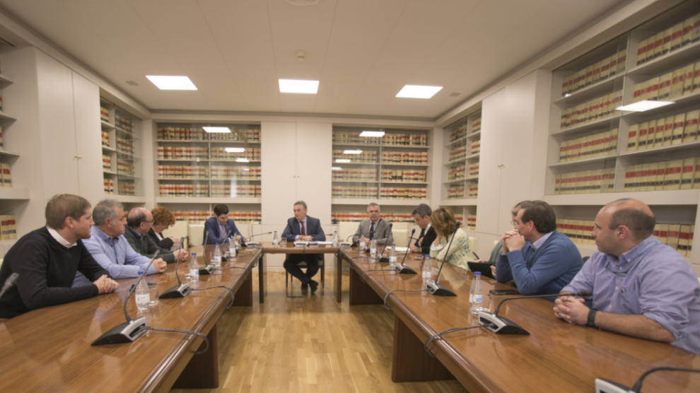 Reunión de la delegación ribagorzana con representantes de Fomento en Madrid