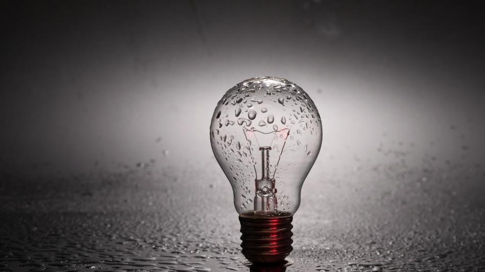 El precio de la electricidad se dispara un 40 % en las primeras semanas del año