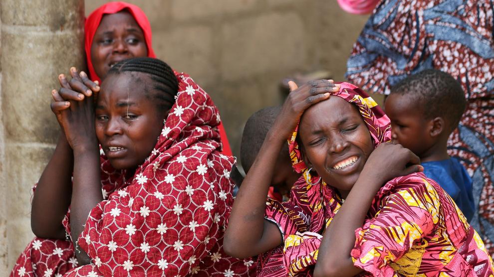 Familiares de las alumnas secuestradas por el grupo terrorista Boko Haram.
