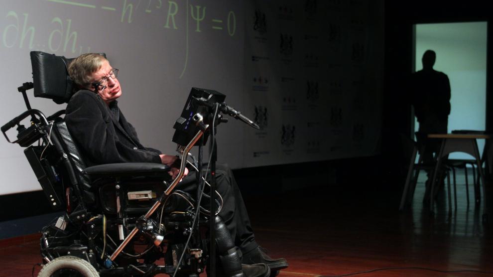 Stephen Hawking, en su silla, en una conferencia ofrecida en 2006 en Jerusalén