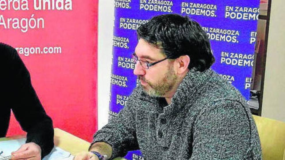 Guillermo Lázaro, coordinador del grupo municipal de ZEC y exsecretario general de Podemos en Zaragoza.
