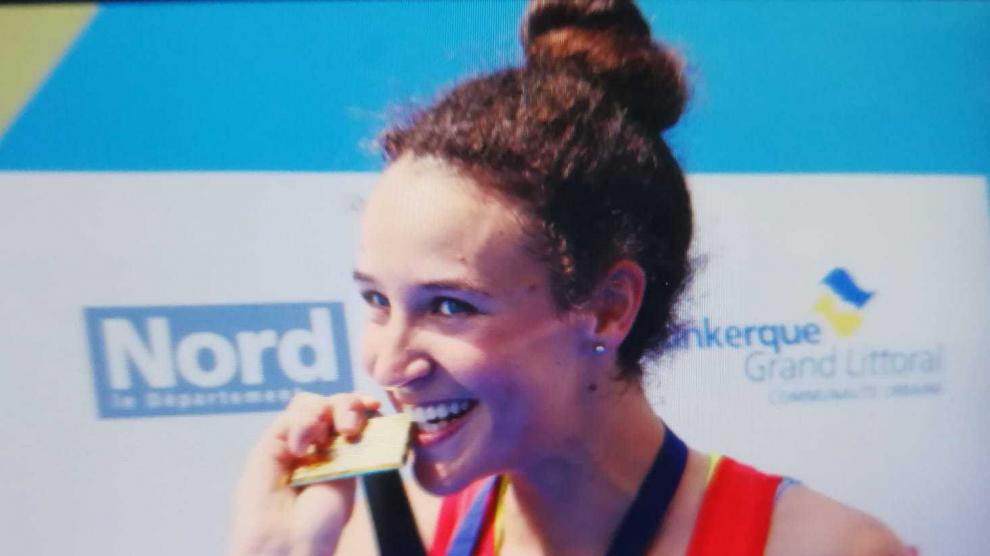 Esther Briz, con su flamante medalla de oro de campeona de Europa.
