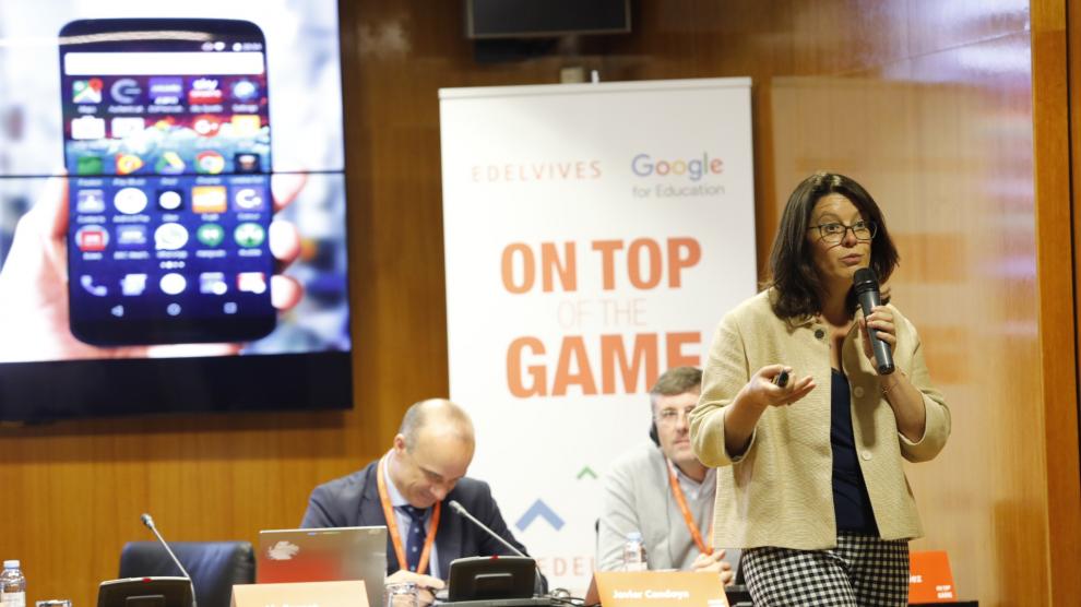 Liz Sproat, directora de Google for Education para Europa, en la jornada de Google y Edelvives en La Aljafería.