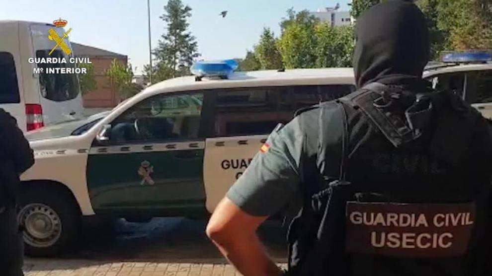 La Guardia Civil desarticula una estructura dedicada al reclutamiento de yihadistas en Barcelona