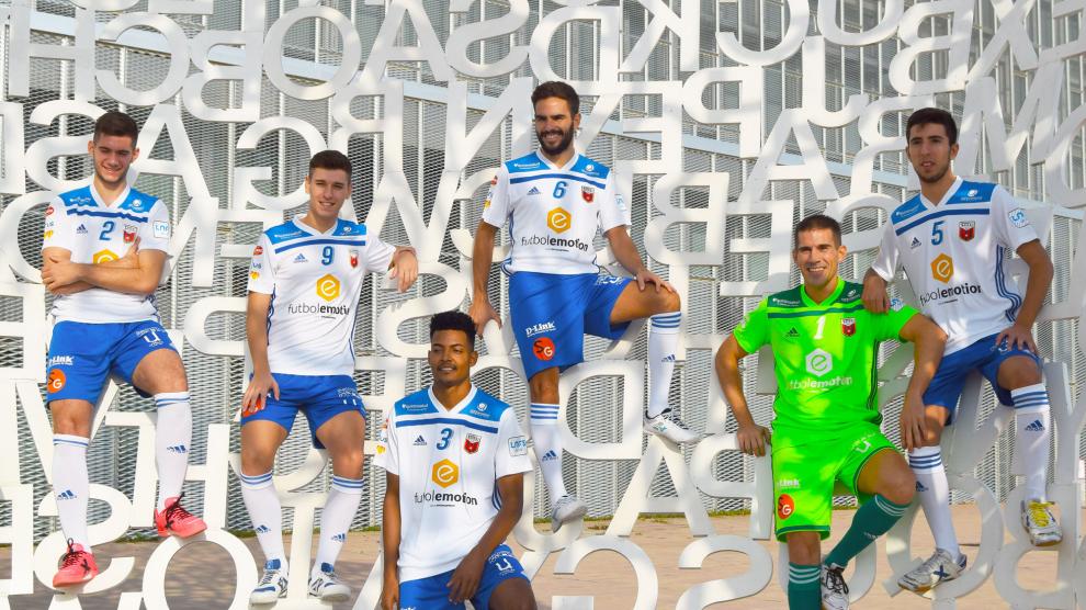 Fútbol-Emotion Zaragoza presenta su indumentaria | Noticias de Deportes en Heraldo.es