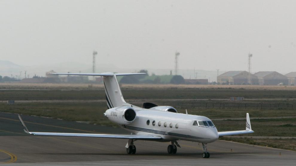 Un jet privado en el aeropuerto de Zaragoza