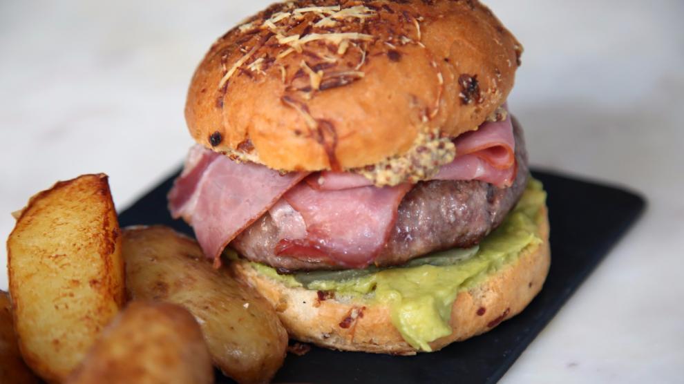 Hamburguesa con pastrami del Tulú