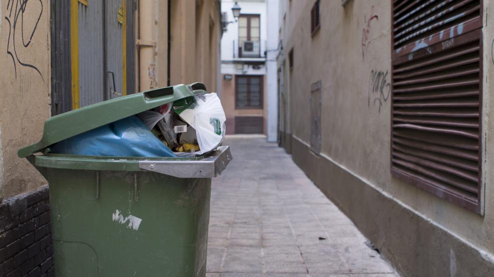 En el callejón de las Once Esquinas, junto a la calle de Alfonso I, los vecinos han denunciado la presencia de ratas.