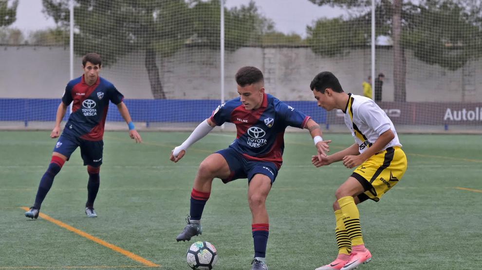 Cabrero firmo un hat-trick ante el Balsas