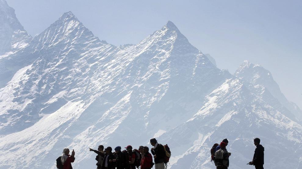 Si el calentamiento global no se detiene tres cuartas partes, los glaciares del Himalaya se derretirán dentro de los próximos cien años.